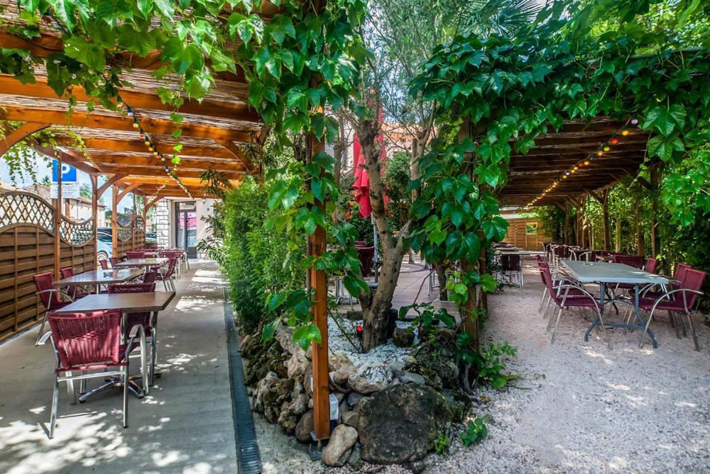 Atipyc Hotel Marssac-sur-Tarn Zewnętrze zdjęcie